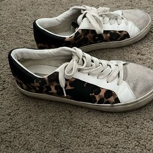 Steve Madden sneakers, women’s size 7
